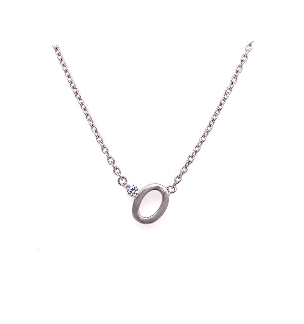 Silbercollier 925/000 mit ovalem Anhänger und Zirkonia