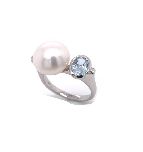 Ring in Weißgold 585/000 mit Süßwasserperle und Topas